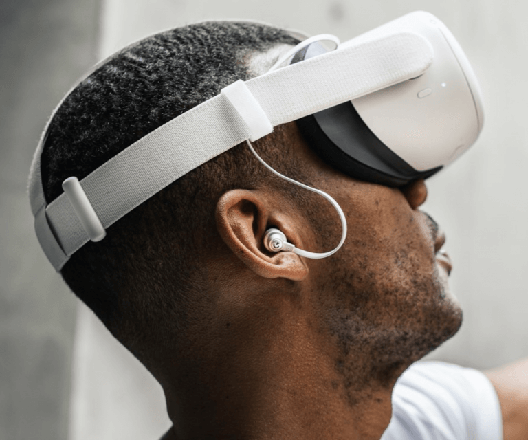 Best Oculus Quest Headphones for VR [Quest 2 + 1]