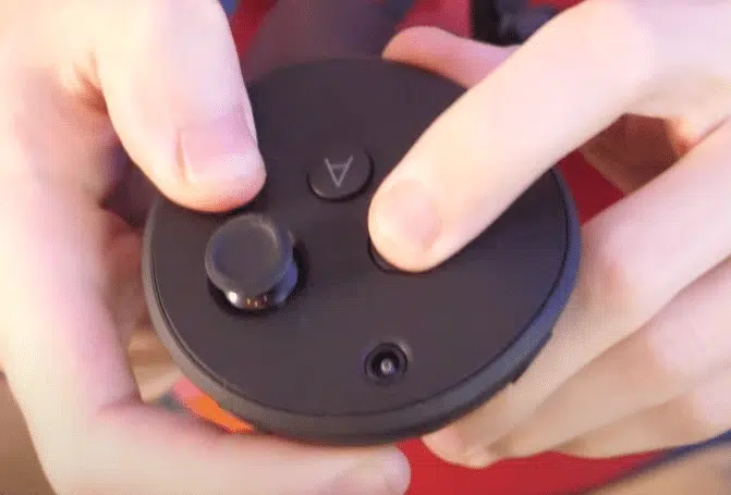 pair meta quest pro controllers