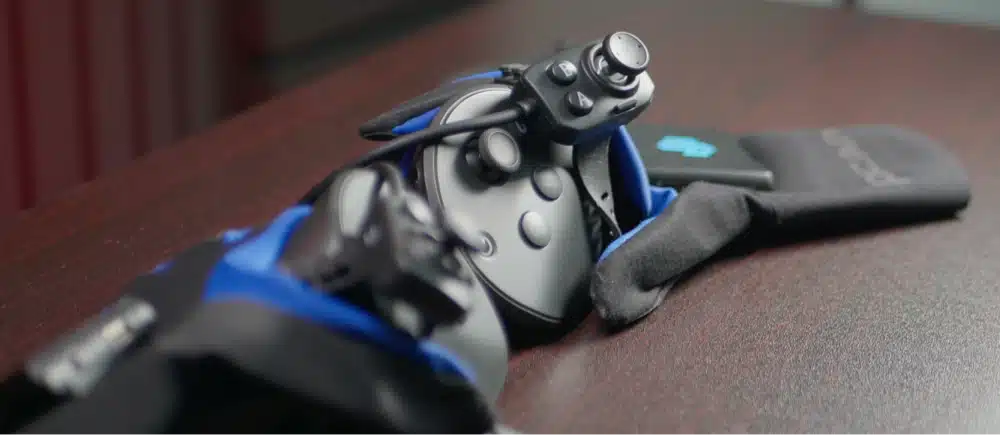 udcap vr gloves with controller